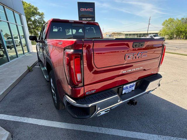 2026 GMC Sierra 1500 Crew Cab, Standard Bed, SLT, 4WD