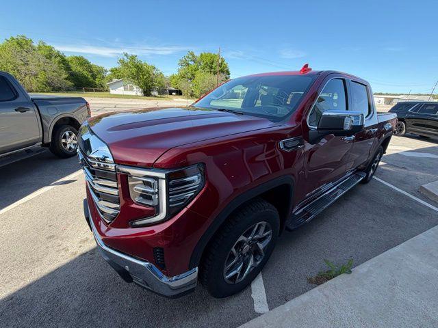 2026 GMC Sierra 1500 Crew Cab, Standard Bed, SLT, 4WD