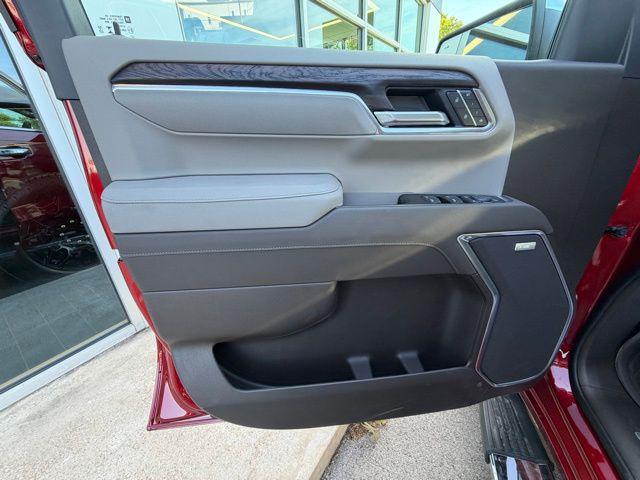 2026 GMC Sierra 1500 Crew Cab, Standard Bed, SLT, 4WD