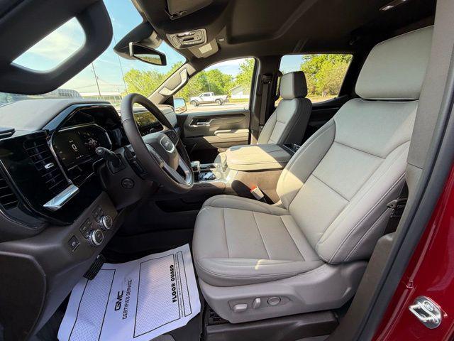 2026 GMC Sierra 1500 Crew Cab, Standard Bed, SLT, 4WD