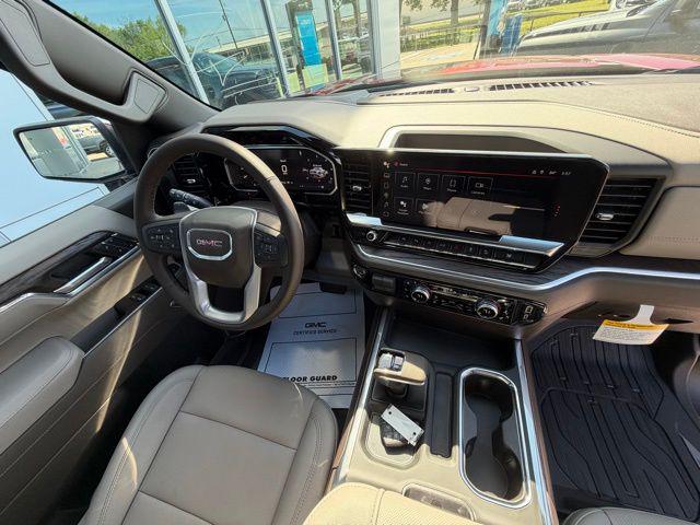 2026 GMC Sierra 1500 Crew Cab, Standard Bed, SLT, 4WD