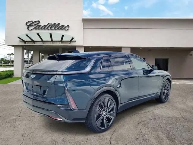 2024 Cadillac iQ Sport w/1SK