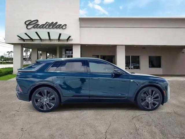 2024 Cadillac iQ Sport w/1SK