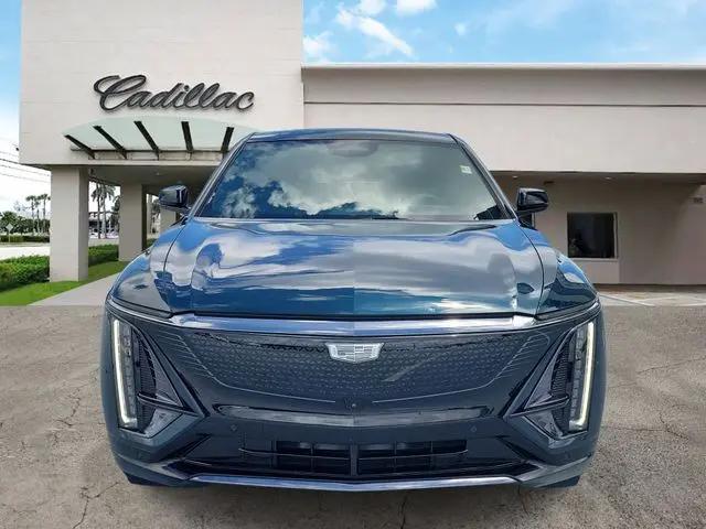 2024 Cadillac iQ Sport w/1SK