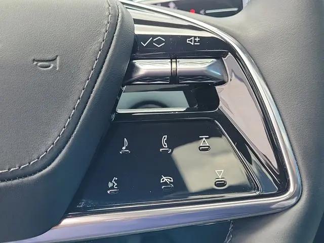 2024 Cadillac iQ Sport w/1SK