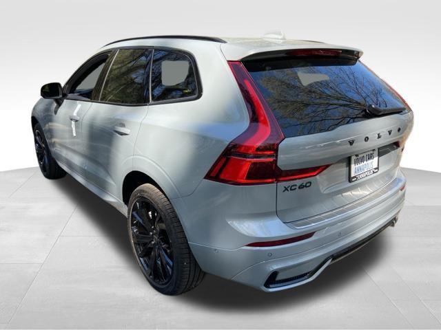 2026 Volvo XC60 Plug-In Hybrid Black Edition Ultra, T8 AWD Electric/Gasoline, Dark