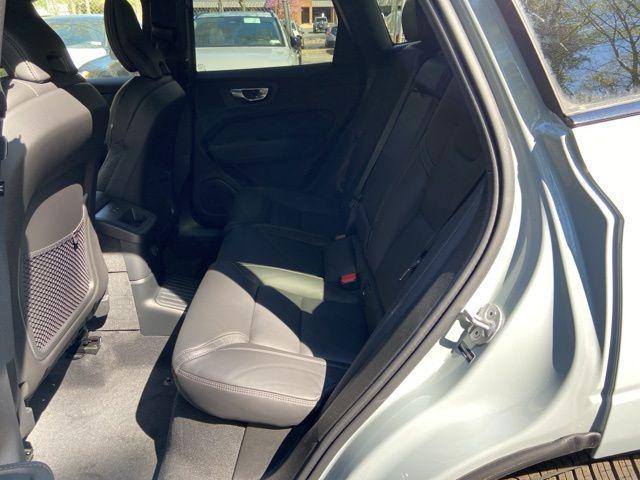 2026 Volvo XC60 Plug-In Hybrid Black Edition Ultra, T8 AWD Electric/Gasoline, Dark