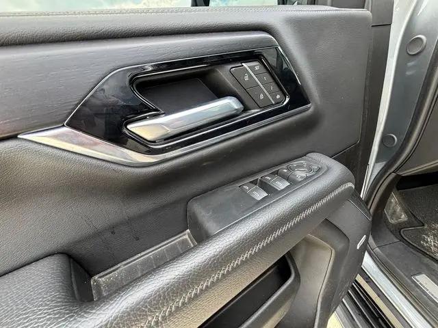 2025 GMC Yukon 4WD Denali