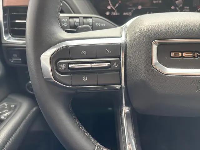 2025 GMC Yukon 4WD Denali