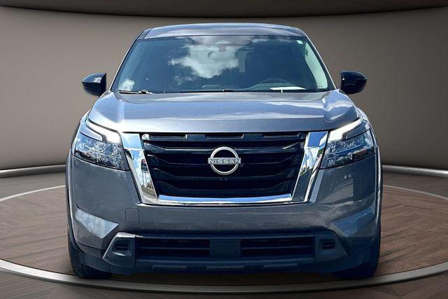 2024 Nissan Pathfinder S FWD