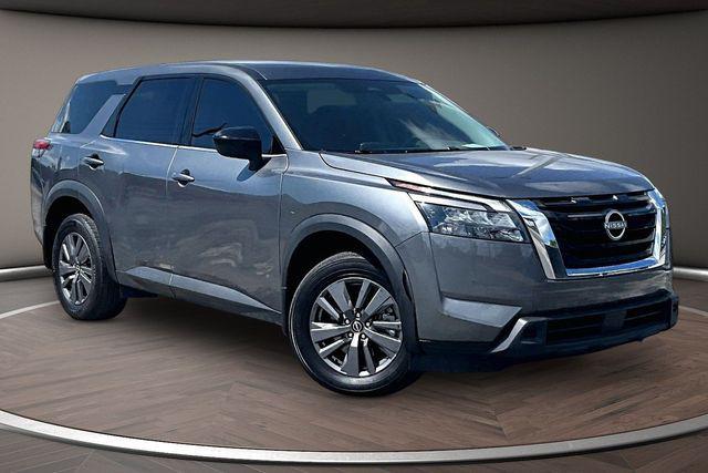2024 Nissan Pathfinder S FWD