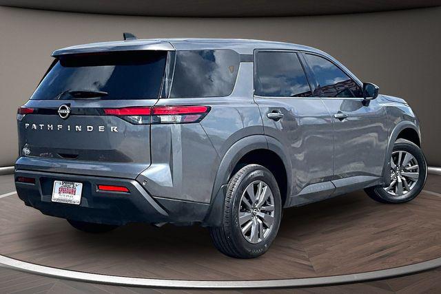 2024 Nissan Pathfinder S FWD