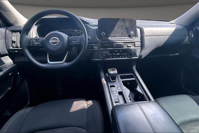 2024 Nissan Pathfinder S FWD