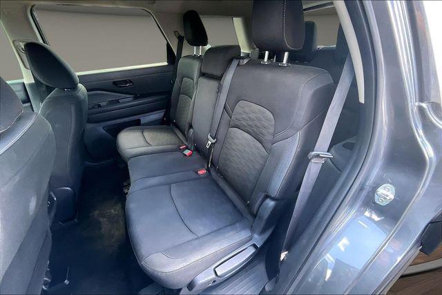 2024 Nissan Pathfinder S FWD