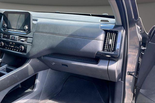 2024 Nissan Pathfinder S FWD
