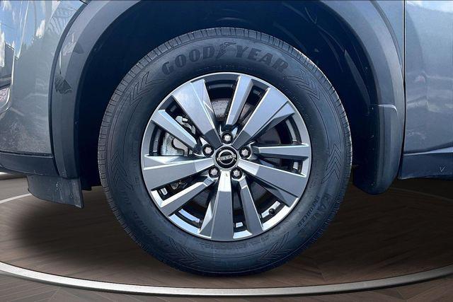 2024 Nissan Pathfinder S FWD