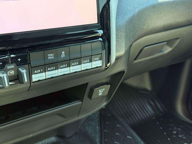 2026 Ram 3500 Tradesman/Big Horn