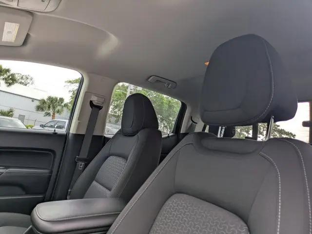 2022 GMC Canyon 2WD Crew Cab Short Box Elevation