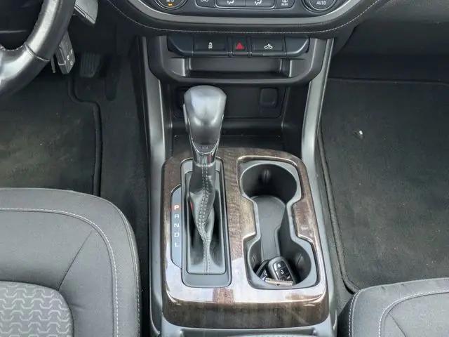2022 GMC Canyon 2WD Crew Cab Short Box Elevation