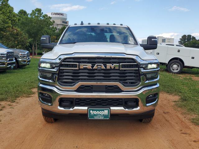2026 RAM 3500 Chassis RAM 3500 TRADESMAN CREW CAB CHASSIS 4X4 60 CA