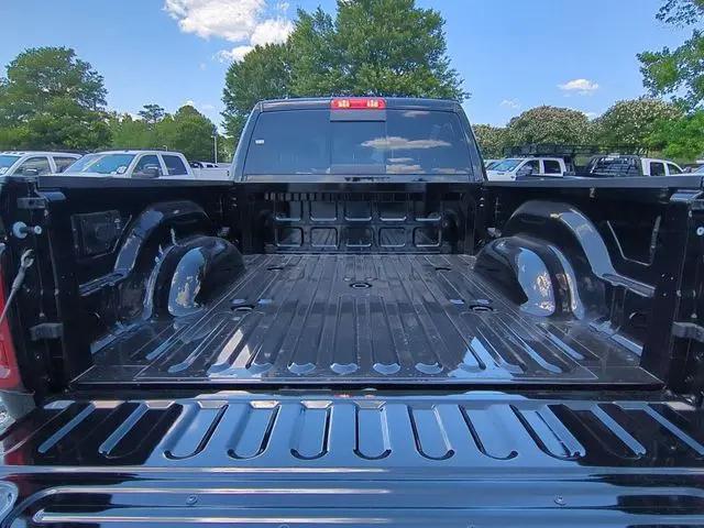 2026 Ram 2500 Black Express Crew Cab 4x4 64 Box