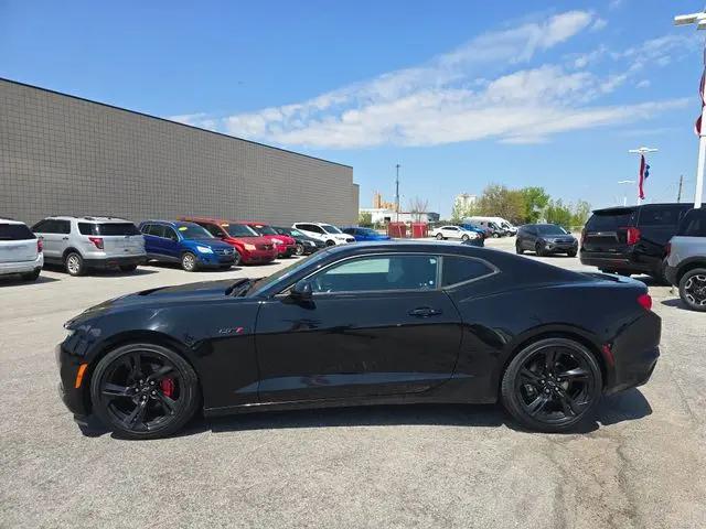 2020 Chevrolet Camaro RWD Coupe LT1