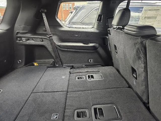 2026 Jeep Grand Cherokee L Altitude 4x4