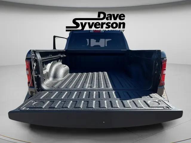 2026 Ram 1500 Rebel Crew Cab 4x4 5'7" Box
