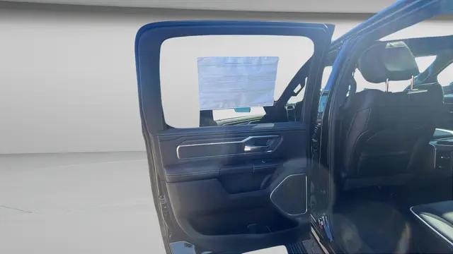 2026 Ram 1500 Laramie Crew Cab 4x4 5'7" Box