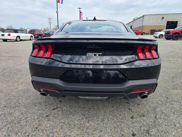2025 Ford Mustang GT Premium Fastback