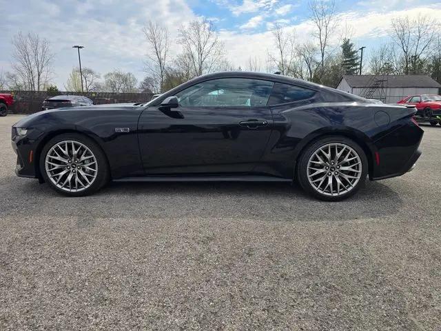 2025 Ford Mustang GT Premium Fastback
