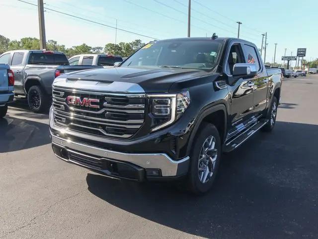 2026 GMC Sierra 1500 Crew Cab, Short Bed, SLT, 4WD