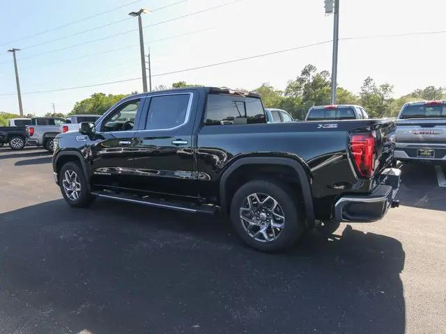 2026 GMC Sierra 1500 Crew Cab, Short Bed, SLT, 4WD