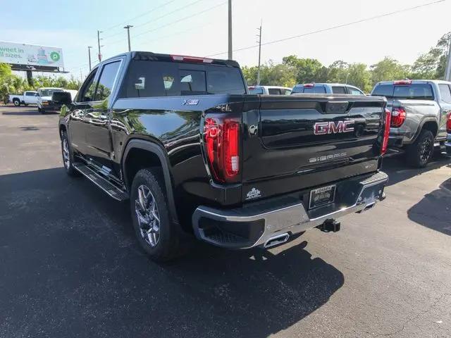 2026 GMC Sierra 1500 Crew Cab, Short Bed, SLT, 4WD