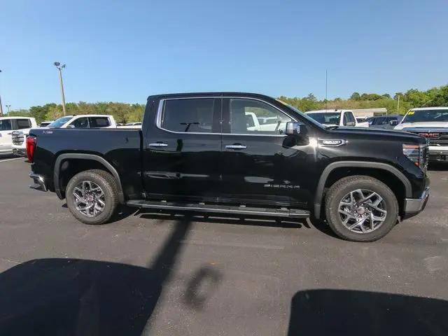 2026 GMC Sierra 1500 Crew Cab, Short Bed, SLT, 4WD