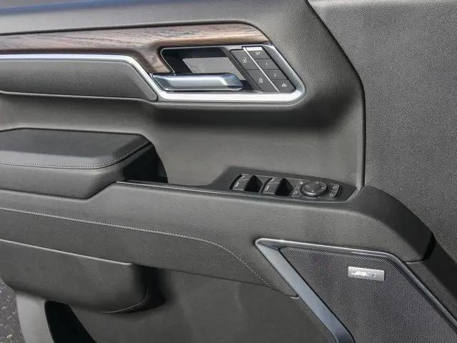 2026 GMC Sierra 1500 Crew Cab, Short Bed, SLT, 4WD