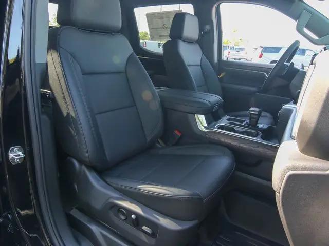 2026 GMC Sierra 1500 Crew Cab, Short Bed, SLT, 4WD