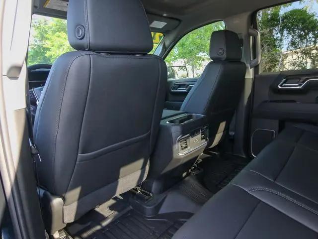 2026 GMC Sierra 1500 Crew Cab, Short Bed, SLT, 4WD