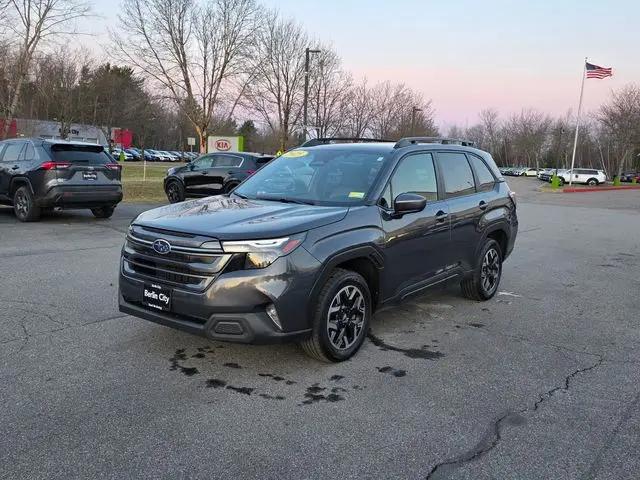 2025 Subaru Forester Premium