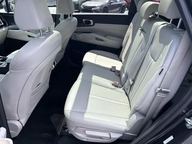 2025 Kia Sorento S