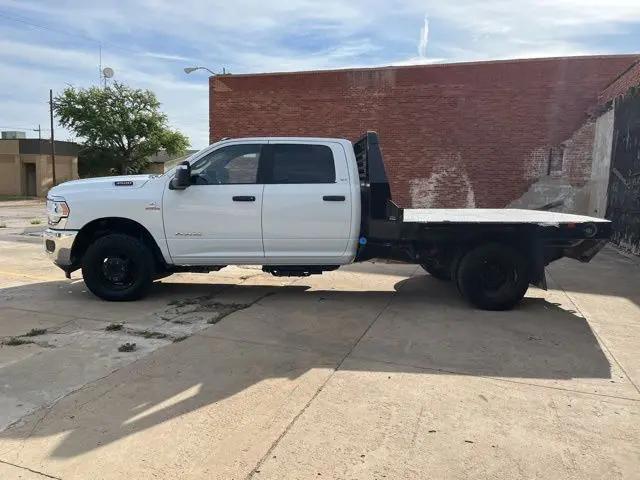 2024 Ram 3500 Tradesman/SLT/Laramie/Limited