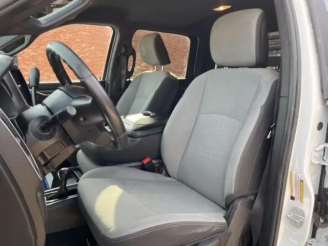 2024 Ram 3500 Tradesman/SLT/Laramie/Limited