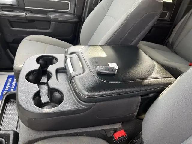 2024 Ram 3500 Tradesman/SLT/Laramie/Limited