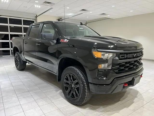 2026 Chevrolet Silverado 1500 4WD Crew Cab Short Bed Custom Trail Boss