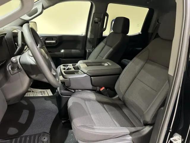 2026 Chevrolet Silverado 1500 4WD Crew Cab Short Bed Custom Trail Boss