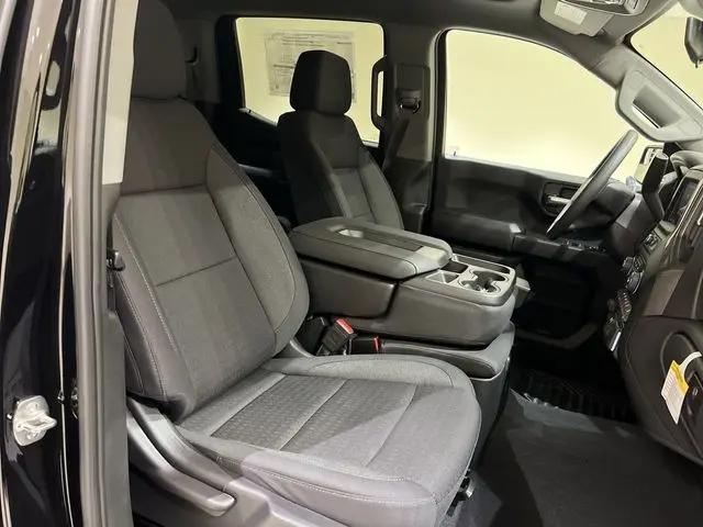 2026 Chevrolet Silverado 1500 4WD Crew Cab Short Bed Custom Trail Boss