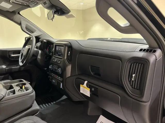 2026 Chevrolet Silverado 1500 4WD Crew Cab Short Bed Custom Trail Boss