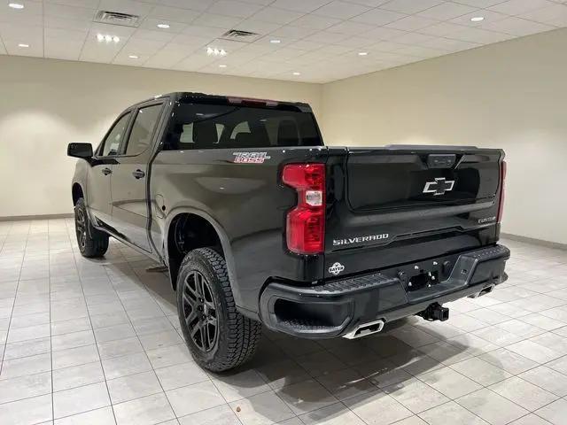 2026 Chevrolet Silverado 1500 4WD Crew Cab Short Bed Custom Trail Boss