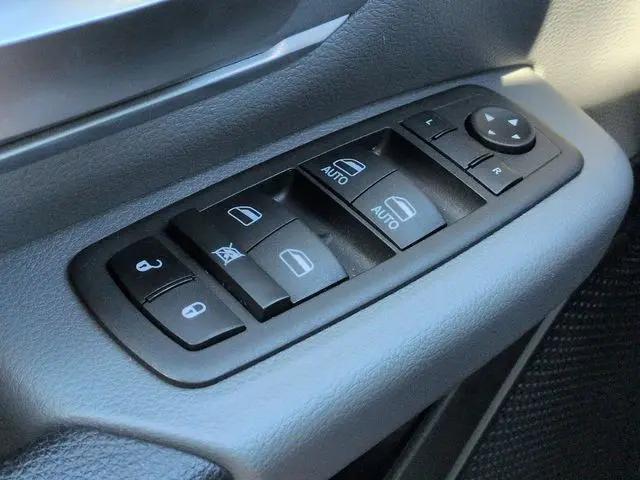 2022 Ram 1500 Big Horn Quad Cab 4x4 6'4" Box