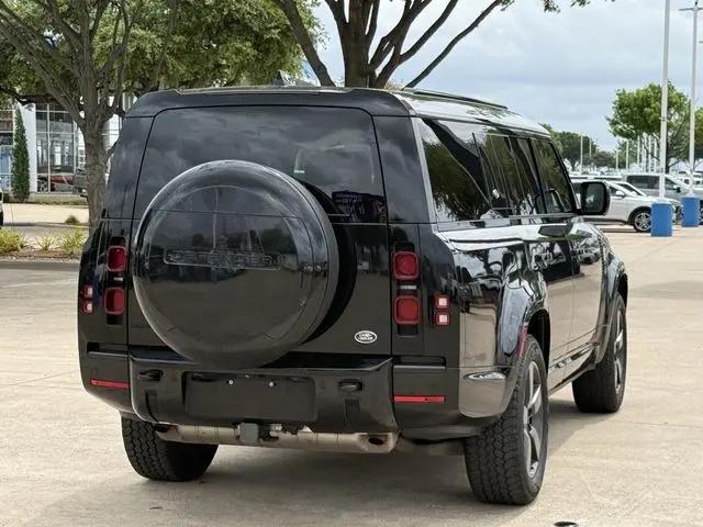 2023 Land Rover Defender 130 X-Dynamic SE